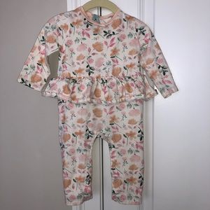 Burt’s Bees Baby Girl Ruffle Outfit